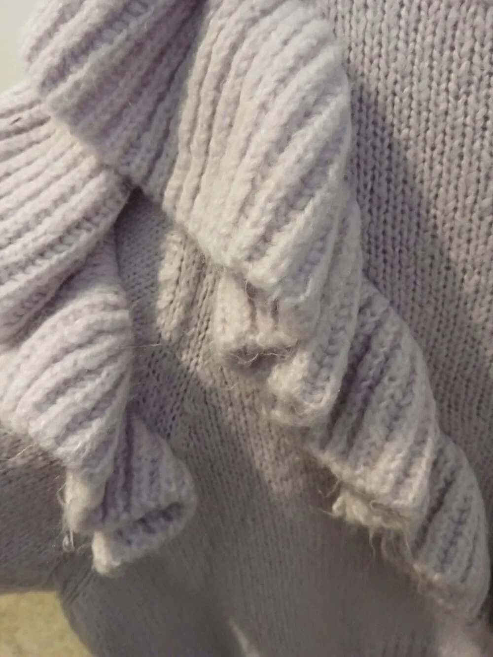 ZARA Lilac Ruffle Sweater - Picture 4 of 10